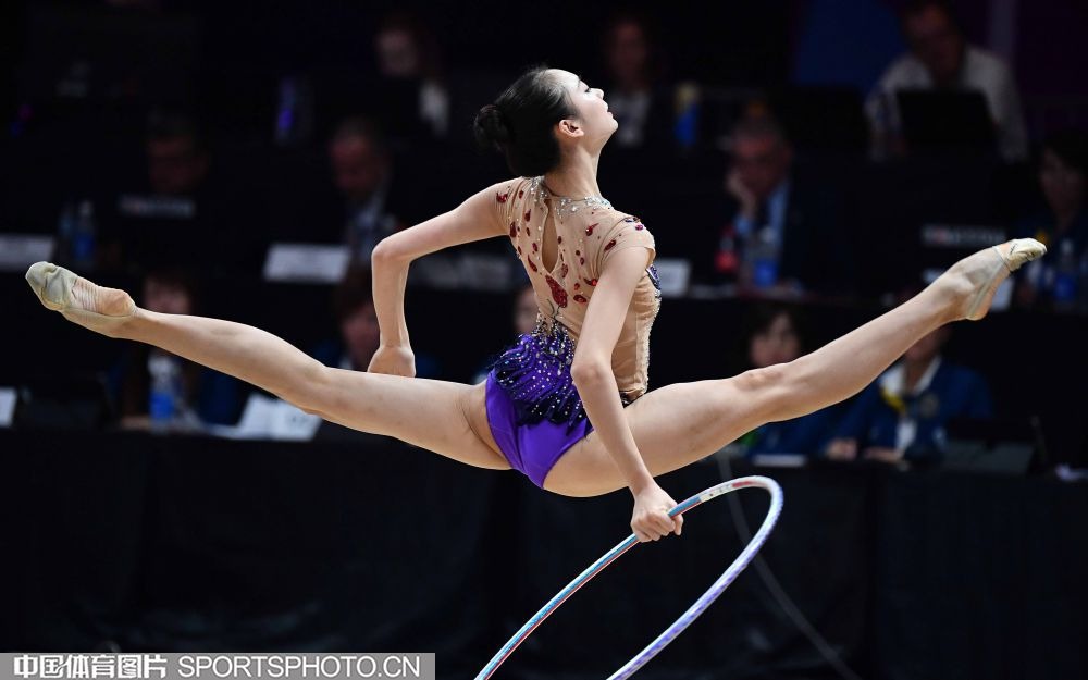 官方：前柏林联合主帅菲舍尔执教美因茨，双方签约至2028年